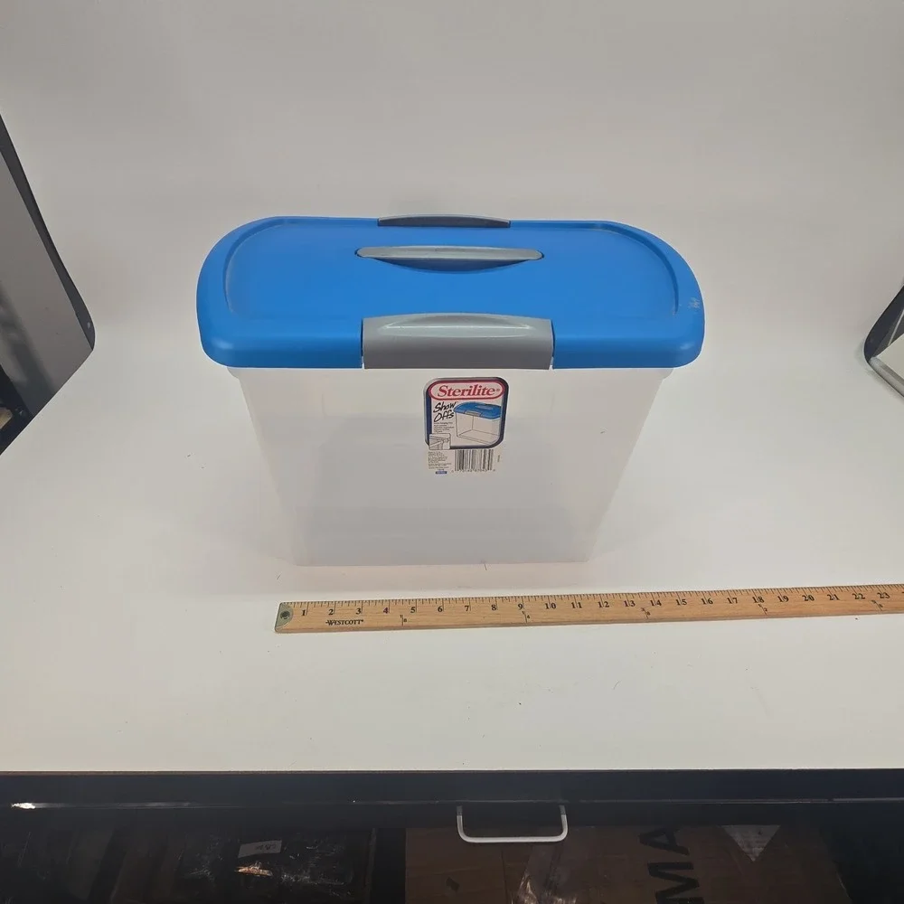 Sterilite Show Offs Blue Lid Gray Handle & Closure Snap Lid USA